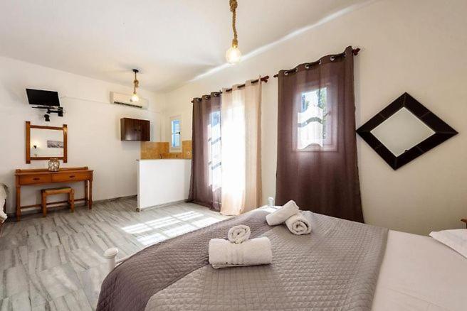 Апартаменти Astoria Paros Науса Екстер'єр фото